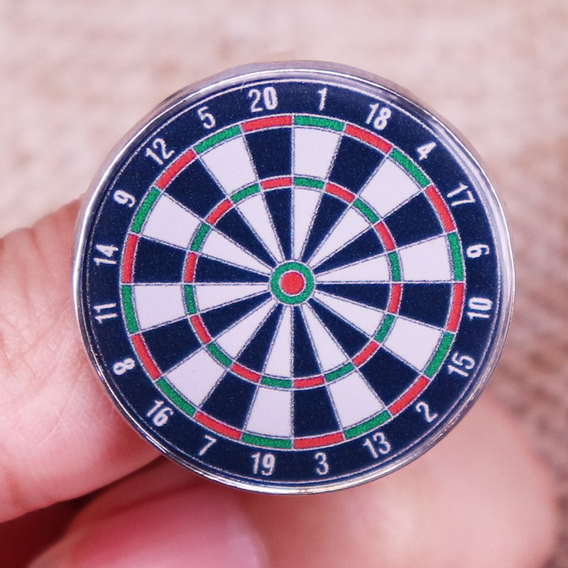 Board Game Loop - Broche de tableau de fléchettes, badge