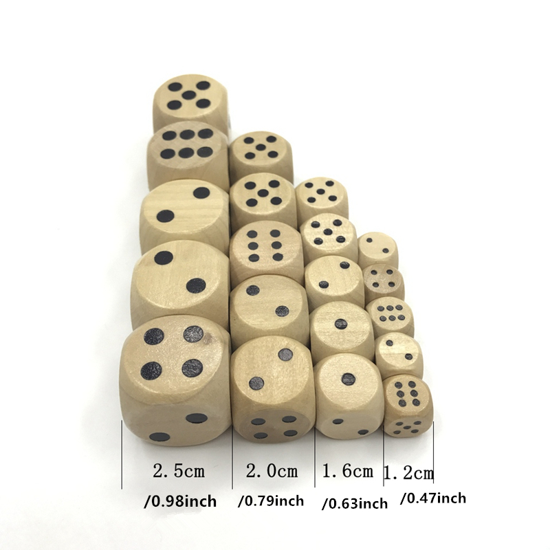 Lot de 10 jeux de dés en bois  - Board Game Loop avis et prix
